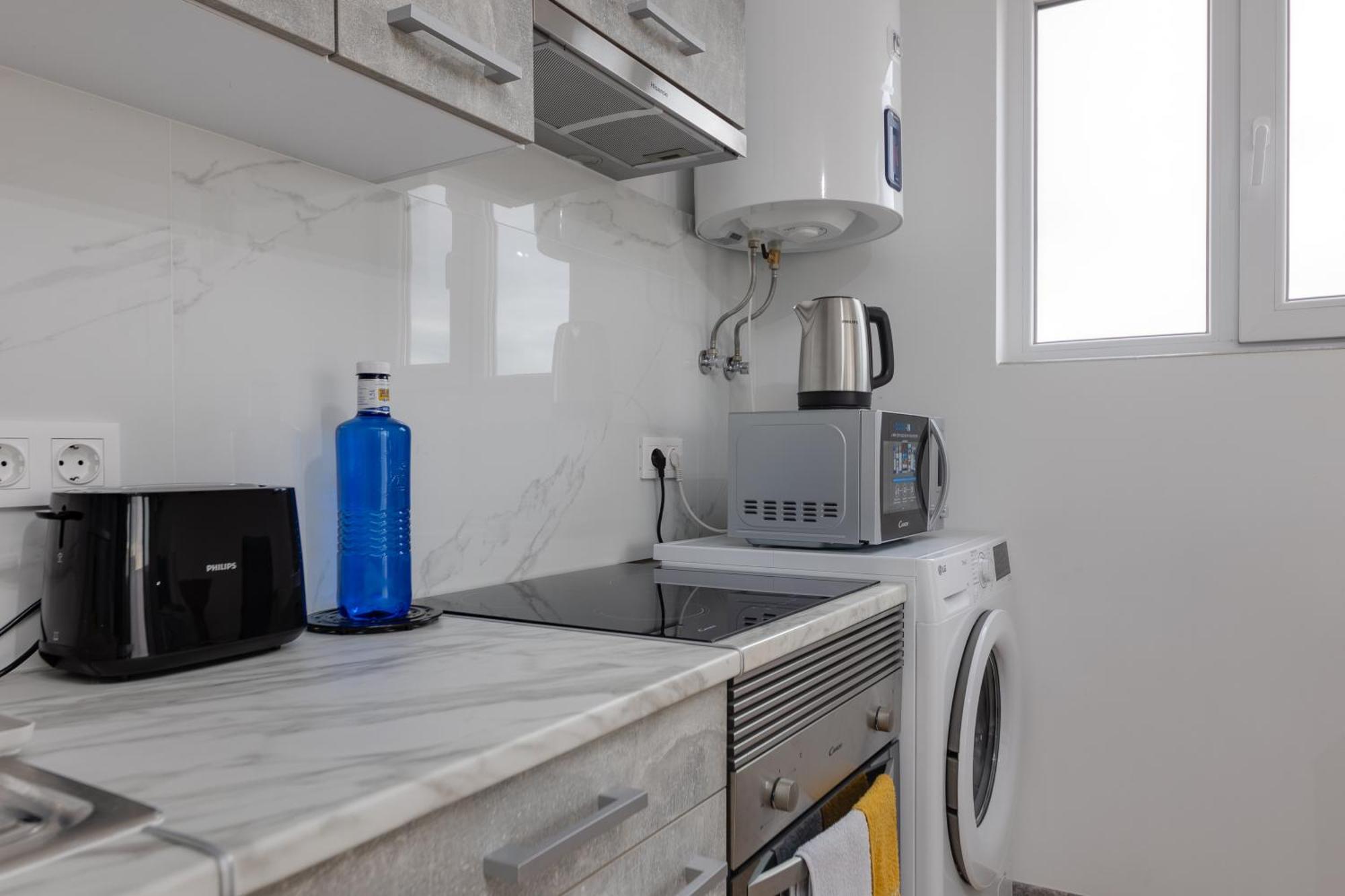 Cosy Apartment Near The Sea تورّيفيِخا المظهر الخارجي الصورة