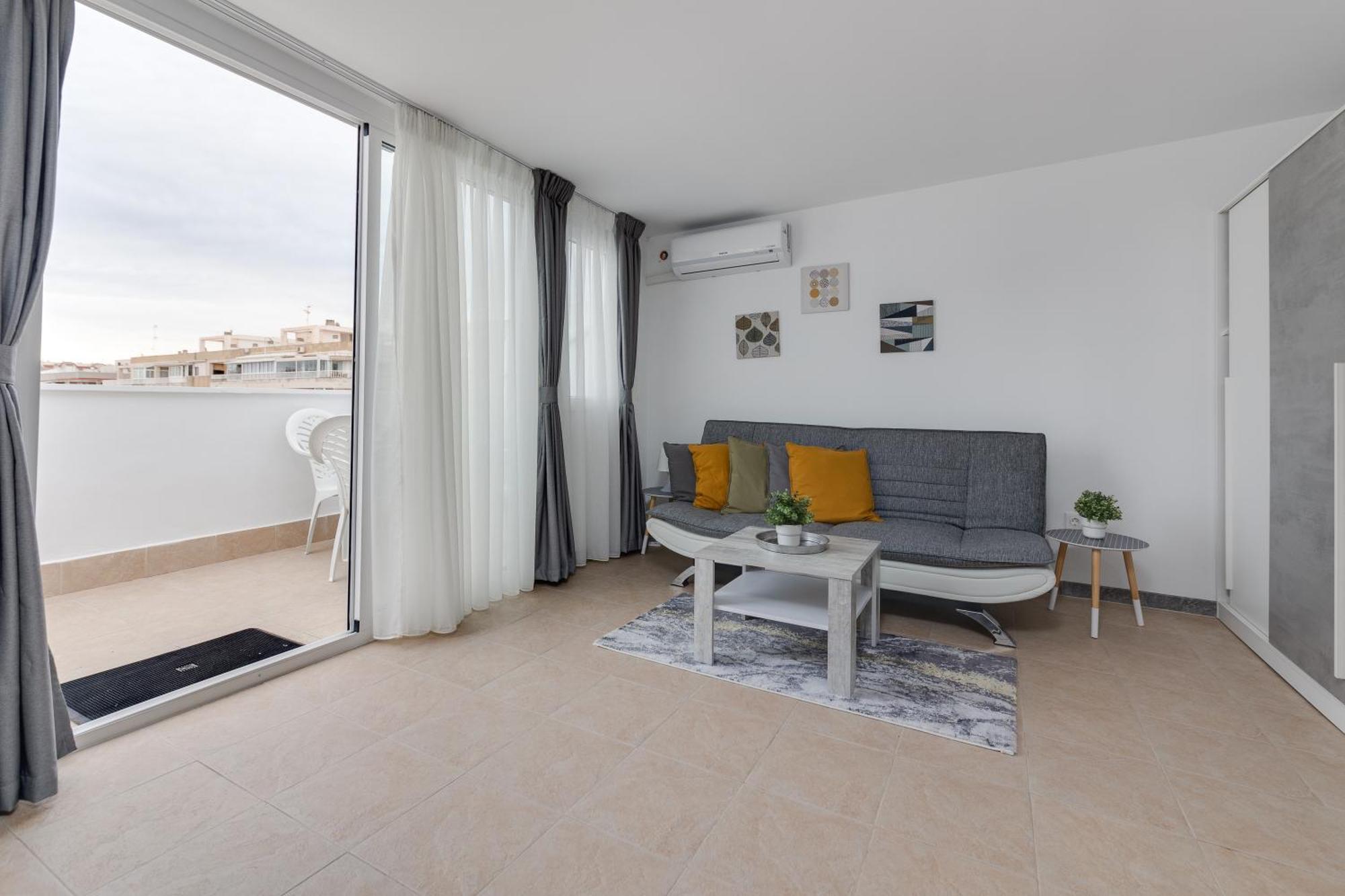 Cosy Apartment Near The Sea تورّيفيِخا المظهر الخارجي الصورة