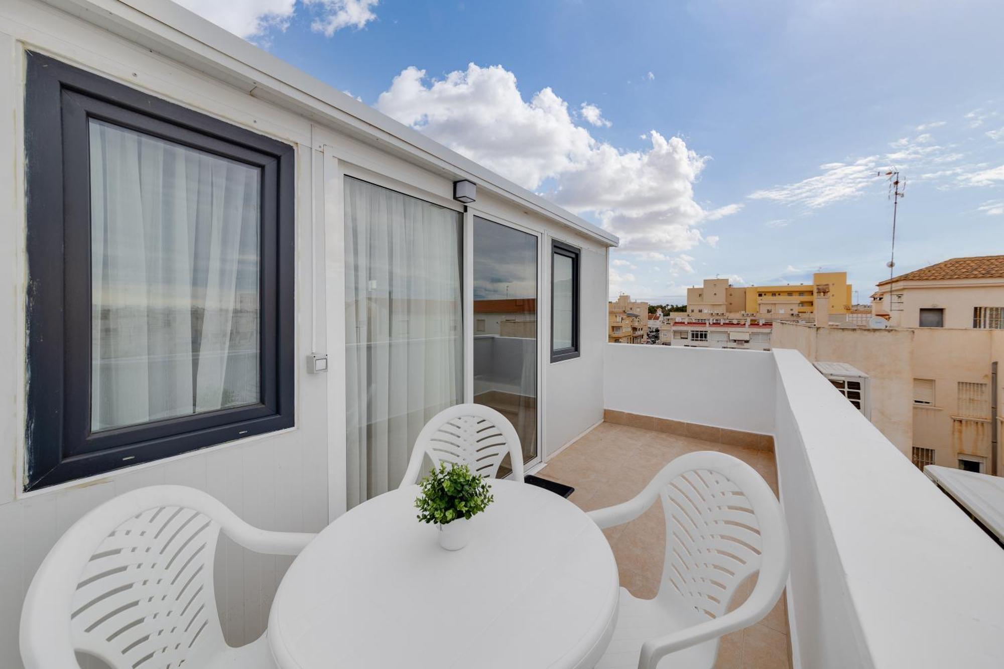 Cosy Apartment Near The Sea تورّيفيِخا المظهر الخارجي الصورة